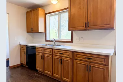 18817 Kenwood Trail, Lakeville, MN 55044 - Photo 7