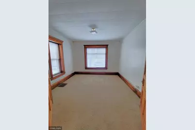 210 N Fremont Street #1, River Falls, WI 54022 - Photo 15