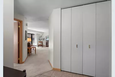 2885 Knox Avenue S #605, Minneapolis, MN 55408 - Photo 9