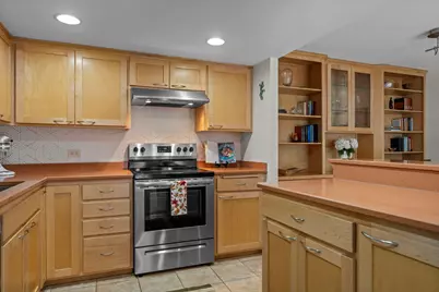 2885 Knox Avenue S #605, Minneapolis, MN 55408 - Photo 17