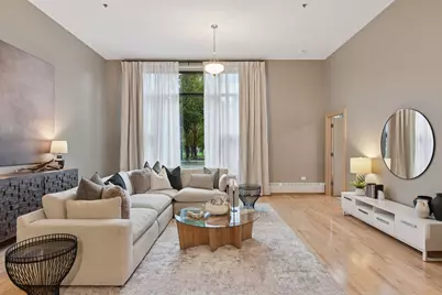 215 10th Avenue S #114, Minneapolis, MN 55415 - Photo 3