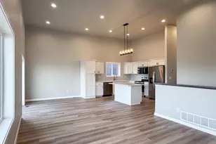 3252 36th Ave S, Moorhead, MN 56560 - Photo 7