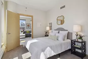 215 10th Ave S, Minneapolis, MN 55415 - Photo 13