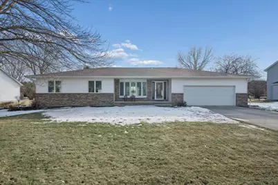 2803 6th Avenue SW, Austin, MN 55912 - Photo 1