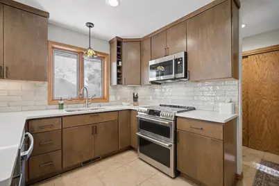 2803 6th Avenue SW, Austin, MN 55912 - Photo 13