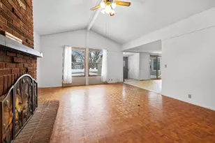 110136 Stanford Cir, Chaska, MN 55318 - Photo 5