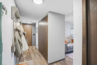 14326 Fairway Drive, Eden Prairie, MN 55344 - Photo 5