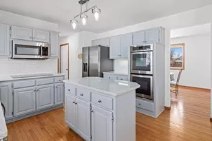 8754 Maryland Ave N, Brooklyn Park, MN 55445 - Photo 5