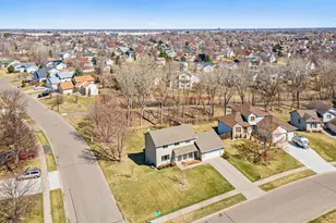 8754 Maryland Ave N, Brooklyn Park, MN 55445 - Photo 41