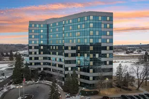 5601 Smetana Dr, Hopkins, MN 55343 - Photo 33