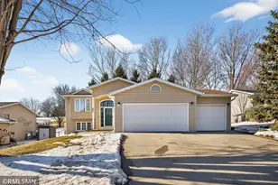 921 2nd Ave NE, Byron, MN 55920 - Photo 1