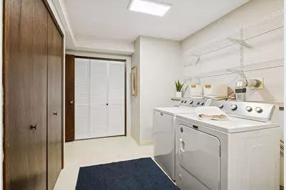 10500 Wyoming Avenue S, Bloomington, MN 55438 - Photo 35