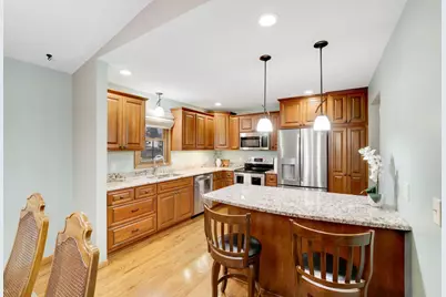 9200 67th Avenue N, Brooklyn Park, MN 55428 - Photo 3