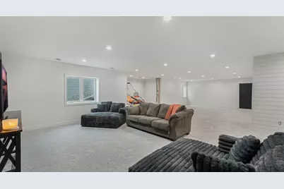 45 Robert, Elrosa, MN 56325 - Photo 43