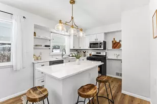 11216 Minnetonka Blvd, Minnetonka, MN 55305 - Photo 7