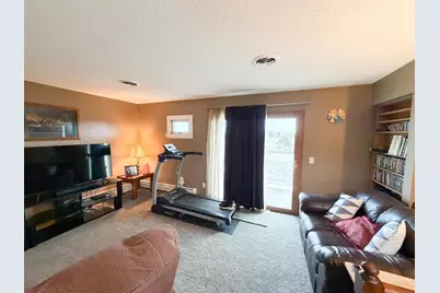 1434 1st Avenue SW #3B, Worthington, MN 56187 - Photo 11