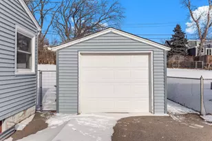 9000 Cedar Lk Rd S, Saint Louis Park, MN 55426 - Photo 27