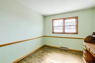 5705 Phoenix St, Golden Valley, MN 55422 - Photo 17