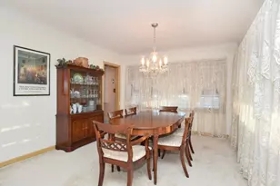 1864 Albert St N, Falcon Heights, MN 55113 - Photo 5