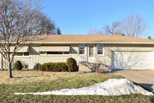 1864 Albert St N, Falcon Heights, MN 55113 - Photo 27