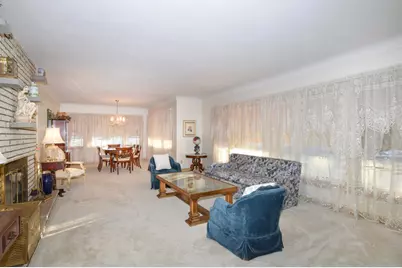 1864 Albert Street N, Falcon Heights, MN 55113 - Photo 3