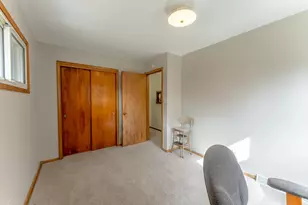 8277 Lake Dr, Circle Pines, MN 55014 - Photo 11