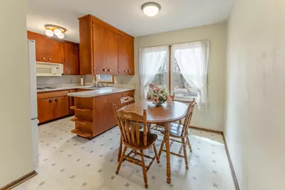 8277 Lake Drive, Circle Pines, MN 55014 - Photo 7