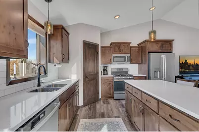 4617 8th Street NE, Saint Cloud, MN 56304 - Photo 7