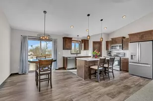 4617 8th St NE, Saint Cloud, MN 56304 - Photo 5