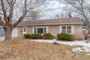 123 Knollcrest Dr, Mankato, MN 56001 - Photo 3