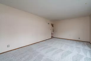 123 Knollcrest Dr, Mankato, MN 56001 - Photo 5