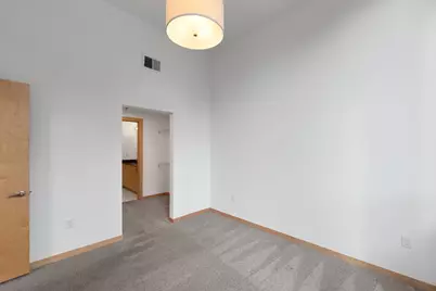 1240 S 2nd Street #124, Minneapolis, MN 55415 - Photo 13