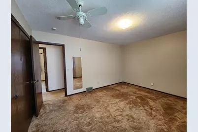 105 E Hawthorne Street, Albert Lea, MN 56007 - Photo 25