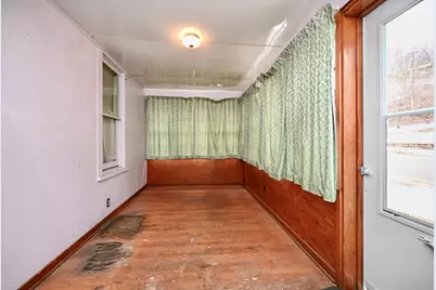 247 North Street, Fountain City, WI 54629 - Photo 3