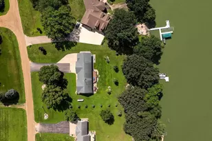 4 S Fox Lake Dr E, Sherburn, MN 56171 - Photo 1