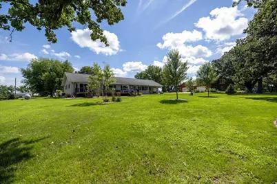 4 S Fox Lake Drive E, Sherburn, MN 56171 - Photo 17