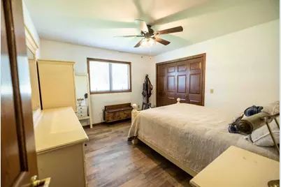 4 S Fox Lake Drive E, Sherburn, MN 56171 - Photo 11