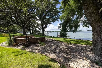 4 S Fox Lake Drive E, Sherburn, MN 56171 - Photo 19