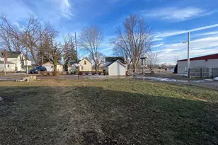 245 N Broadway, Alden, MN 56009 - Photo 33