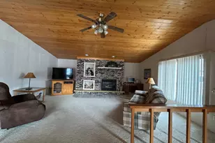 245 N Broadway, Alden, MN 56009 - Photo 5