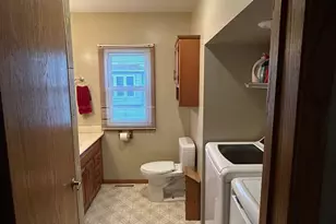 245 N Broadway, Alden, MN 56009 - Photo 15