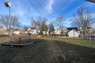 245 N Broadway, Alden, MN 56009 - Photo 35