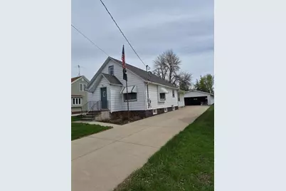245 N Broadway, Alden, MN 56009 - Photo 1