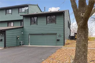 6890 Grenwich Ln N, Oakdale, MN 55128 - Photo 63