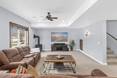 1821 Foothill Trail, Shakopee, MN 55379 - Photo 33