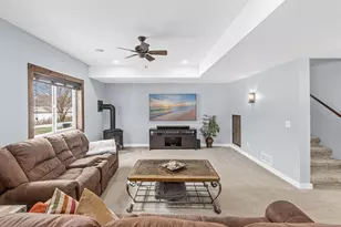 1821 Foothill Trail, Shakopee, MN 55379 - Photo 33