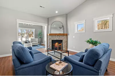 1065 Legend Lane, River Falls, WI 54022 - Photo 11