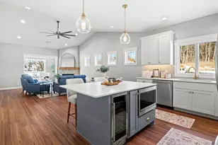 1065 Legend Ln, River Falls, WI 54022 - Photo 1