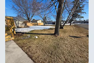 305 N Wabasha, Plainview, MN 55964 - Photo 17