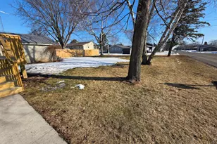 305 N Wabasha, Plainview, MN 55964 - Photo 17